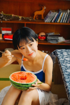 夫では満足できない人妻